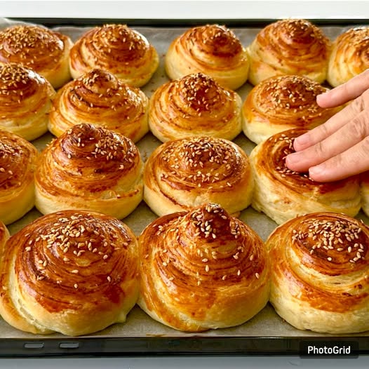 Puf Puf Yumuşacık Rulo Poğaça Tarifi Tarif İlk Yorumda - 1