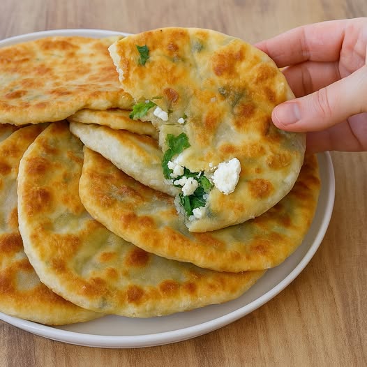 5 Dakikada Tavada Börek Tarifi - 2