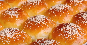 YUMUŞACIK ZEYTİNLİ POĞAÇA TARİFİ