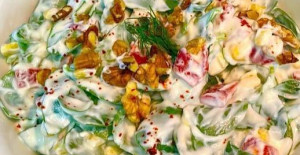 Annemin Semizotlu Yaz Salatası Tarifi	