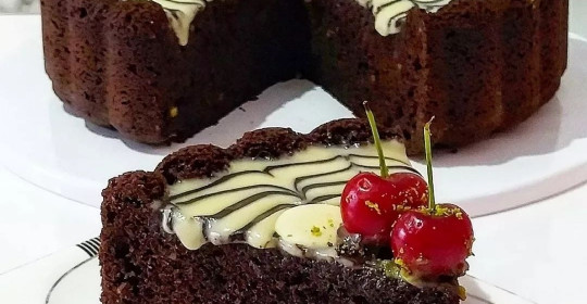 DUBLE ÇİKOLATALI KEK