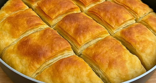 2 Bezeyle Kat Kat İncecik Çıtır Börek Tarifi