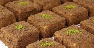 3 Malzemeli Dünyanın En Kolay Tatlı Tarifi 