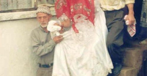 Selçuk yeni evlenmiştir