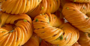 Soslu Burma Poğaça Tarifi