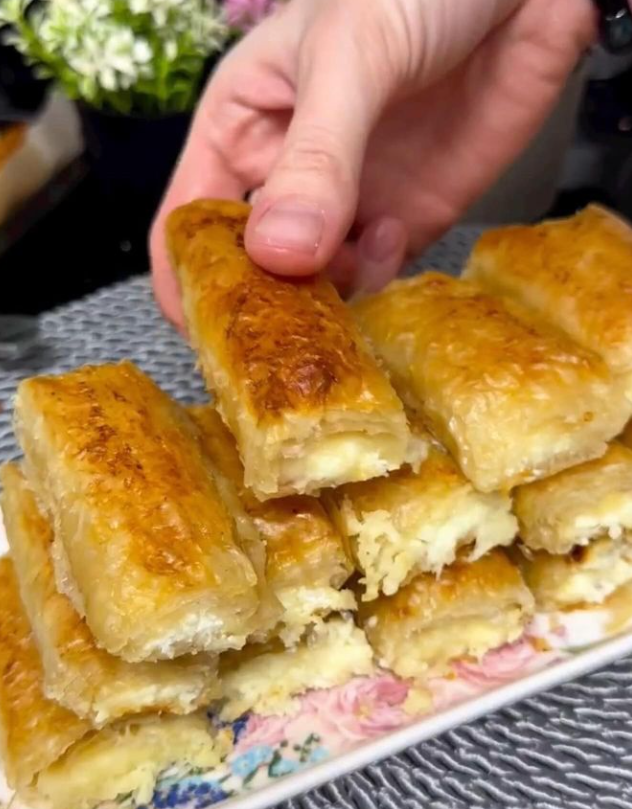 BAKLAVA YUFKASINDAN ÇITIR BÖREK - 1