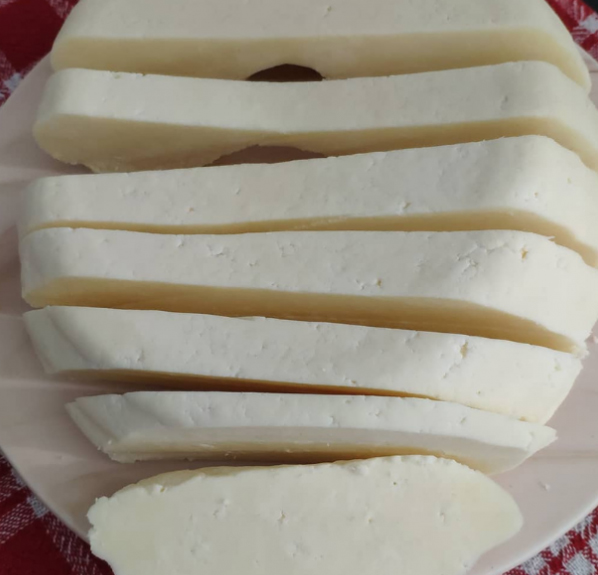 Ev Yapımı Köy Peyniri Tarifi - 1